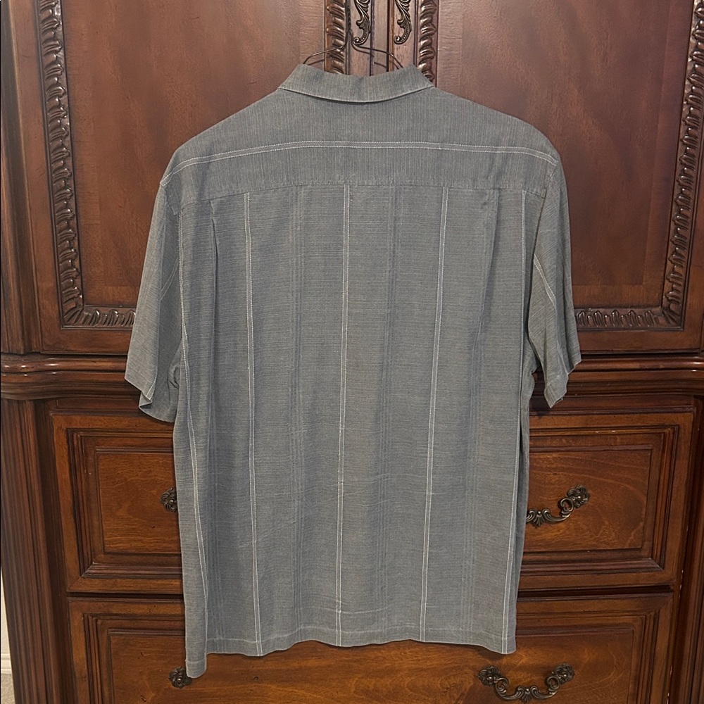 Tommy Bahama Gray Floral Embroidered Shirt - Picture 3 of 4